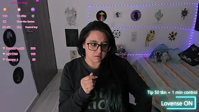 Chat XXX en directo de Cherry_blush_