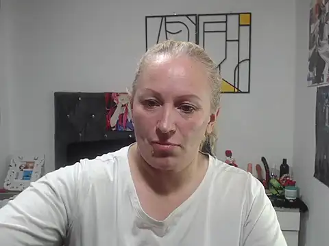 emperabigbootybigass Live XXX-chat