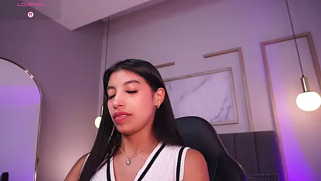 Tiffany_Low Live XXX-chat