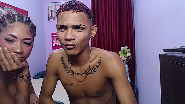 Chat XXX ao vivo de black_twinks