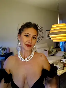 CelynaRoss Live XXX-Chat