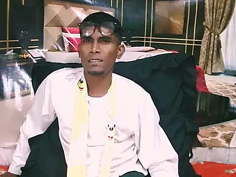 IndianThuggin লাইভ XXX চ্যাট