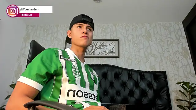 Lander_Cruz's Live XXX Chat