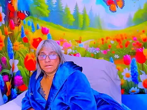 indianroxy Adlı Modelin Canlı XXX Sohbeti