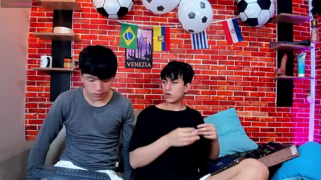 Hoot_boyss_ 라이브 XXX 채팅