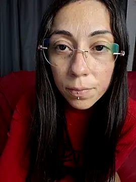 Chat +18 de Steph_Oliveira ao vivo