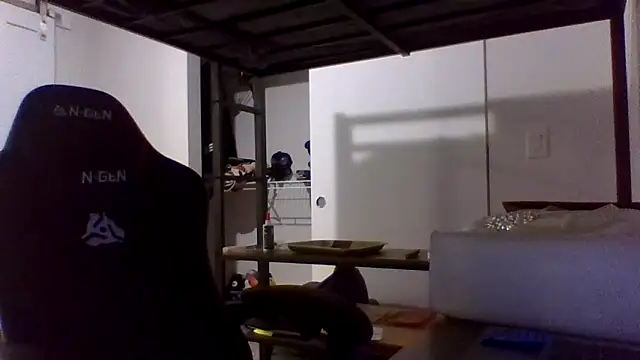 Jbenz420 现场XXX聊天