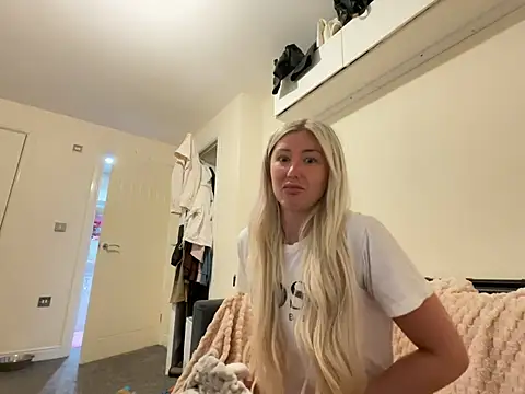 Chat +18 de Chiaraxo- ao vivo