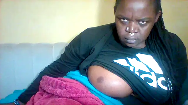 freakycoco81's Live XXX Chat