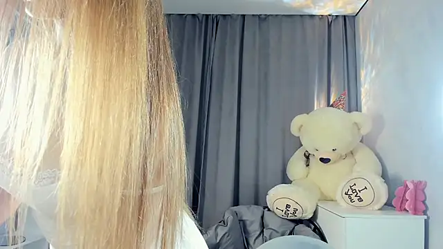 BelleDream: απευθείας συνομιλία ΧΧΧ