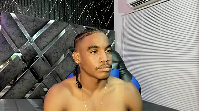 axel_silva4 élő XXX-chatje