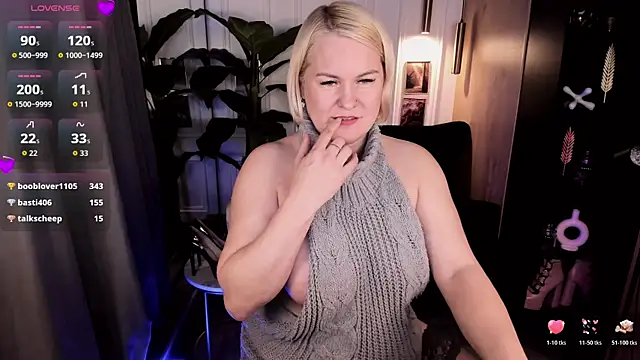 YolandaKiss' Live XXX Chat