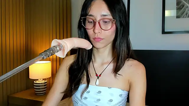 Chat XXX en directo de doll_bella_