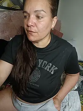 Chat XXX en directo de Zuleyka_69