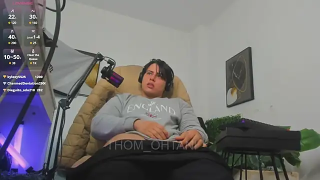 צ'אט XXX בשידור חי של Thom_Ohtani