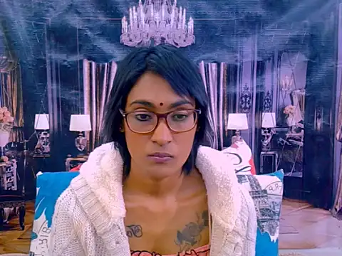 Chat XXX en directo de IndianRebel4u2Luv