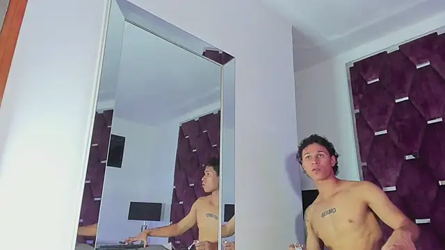 TonyBenedetti 라이브 XXX 채팅