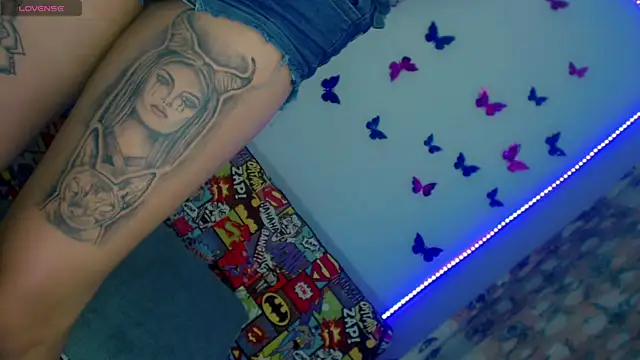 Chat +18 de Perla_Hotcortes ao vivo
