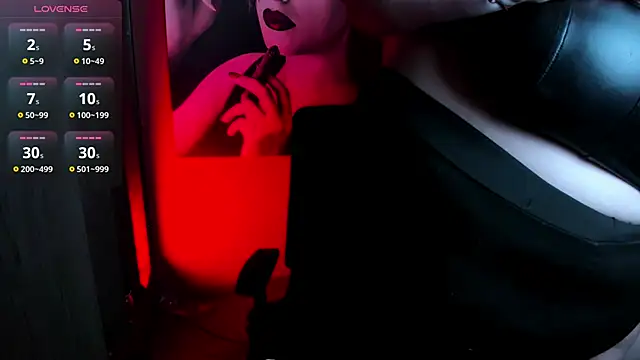QueenOfHaze – Naživo XXX chat