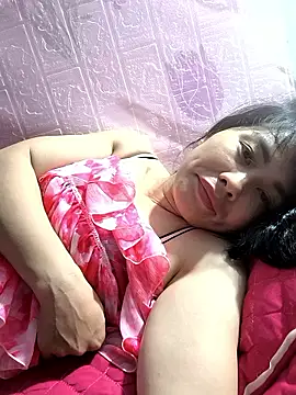juicy-milu's Live XXX Chat