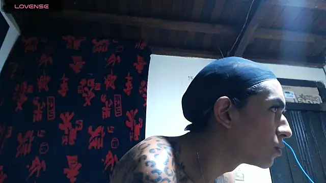 Chat +18 de licy_blonde_hot ao vivo