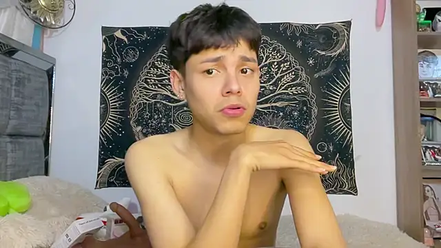 XXX chat uživo modela Andy_Belier23