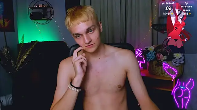 john_lik Show in webcam