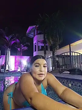 Chat +18 de Pretty_Julieta ao vivo