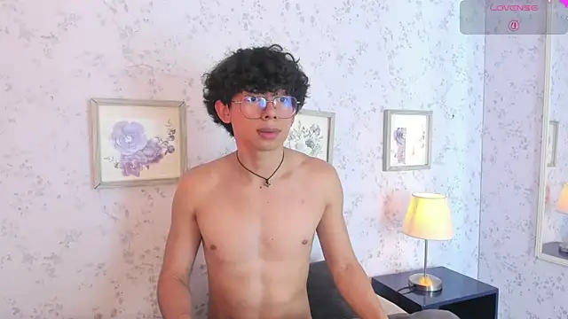 liam_twiink 라이브 XXX 채팅