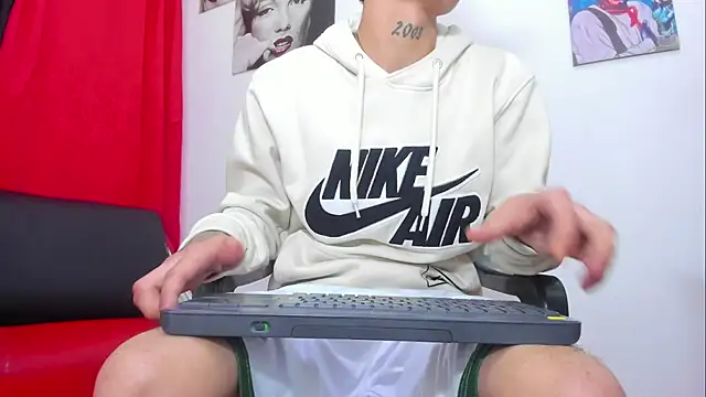 big_hot_boy_'s Live XXX Chat