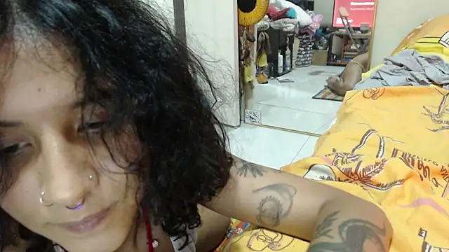 AlinaWoolf_ Chat XXX in diretta