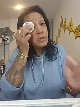 LadyNahir's Live XXX Chat