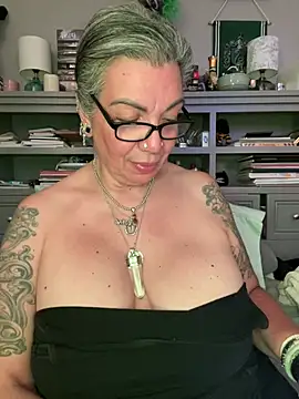 dieseldame1313 – Live XXX-chat