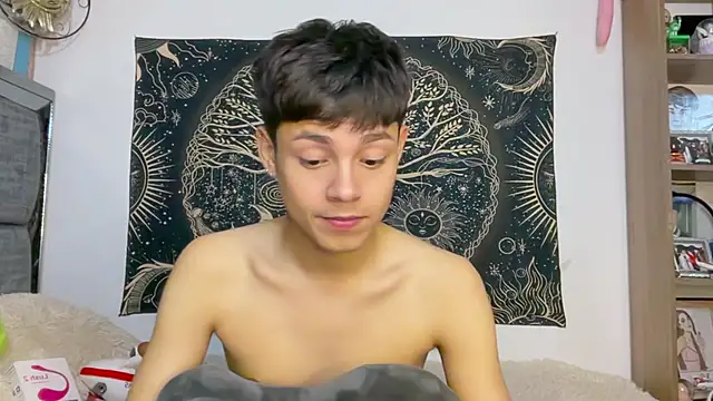 Czat XXX na żywo – Andy_Belier23