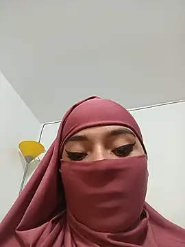 Samira_1 Adlı Modelin Canlı XXX Sohbeti