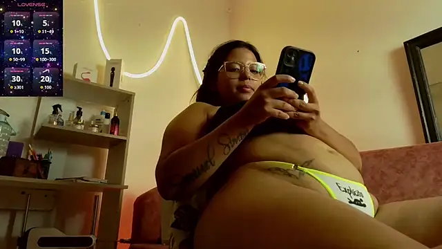 Megaan_Greey's Live XXX Chat