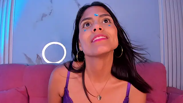 LunaRossie_'s Live XXX Chat
