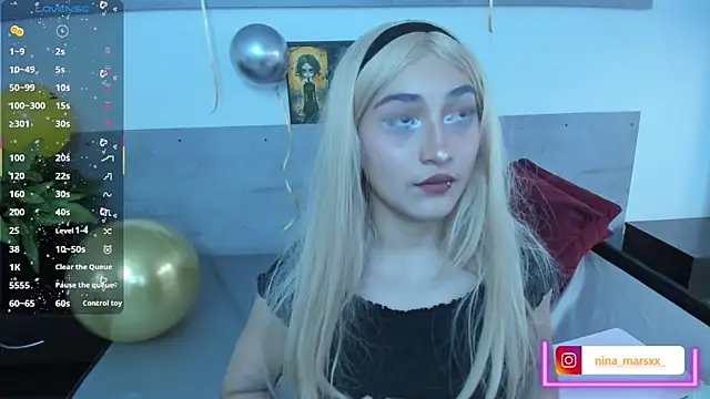 Nina-Mars' Live XXX Chat
