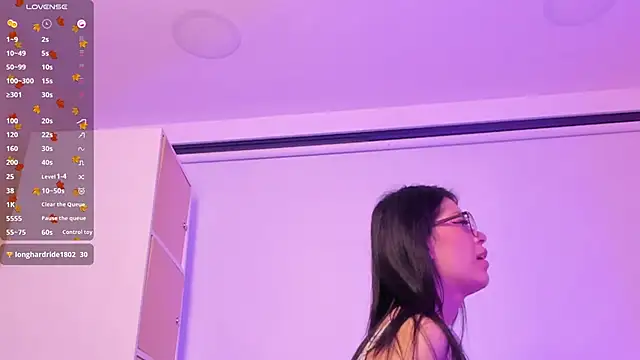 LilyBrooksk's Live XXX Chat