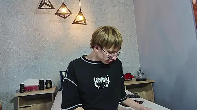 axell_stone_'s Live XXX Chat