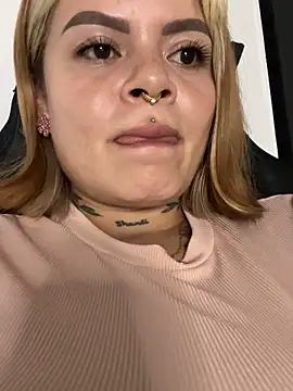 _CuteGirls_'s Live XXX Chat