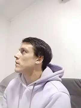 Chat +18 de RAFAELQUINTEROSCAVALHEI ao vivo