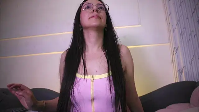 Sweet_Sammy_'s Live XXX Chat