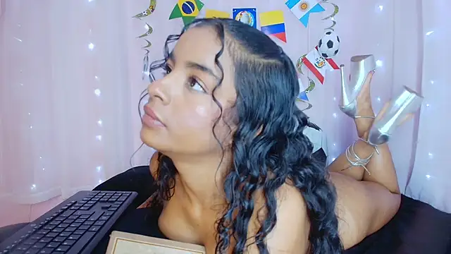 Chatroom XXX en direct de SunnyGilmoree