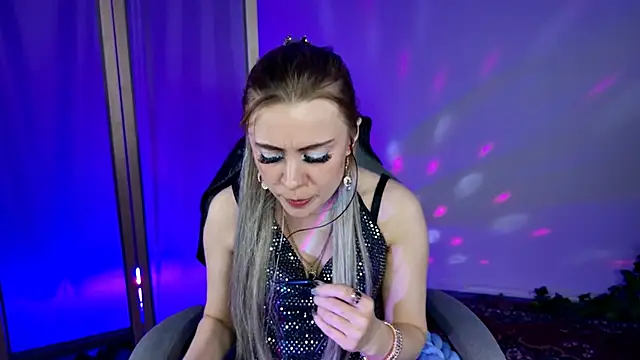 Kumiho_7777 Adlı Modelin Canlı XXX Sohbeti