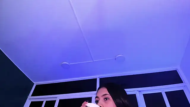 AntonellaRossi's Live XXX Chat