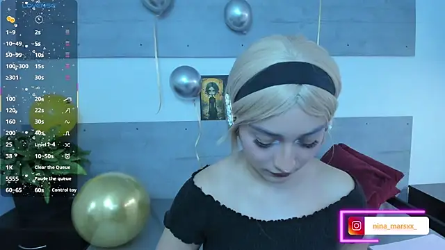 Chat XXX en directo de Nina-Mars