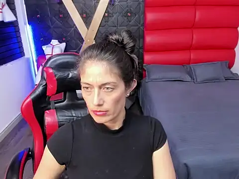 Chat XXX en directo de AnnyMilet_