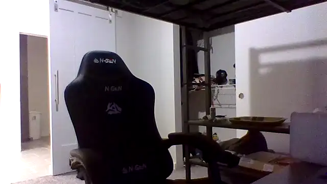 צ'אט XXX בשידור חי של Jbenz420