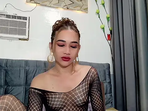 Demonsfuck Adlı Modelin Canlı XXX Sohbeti